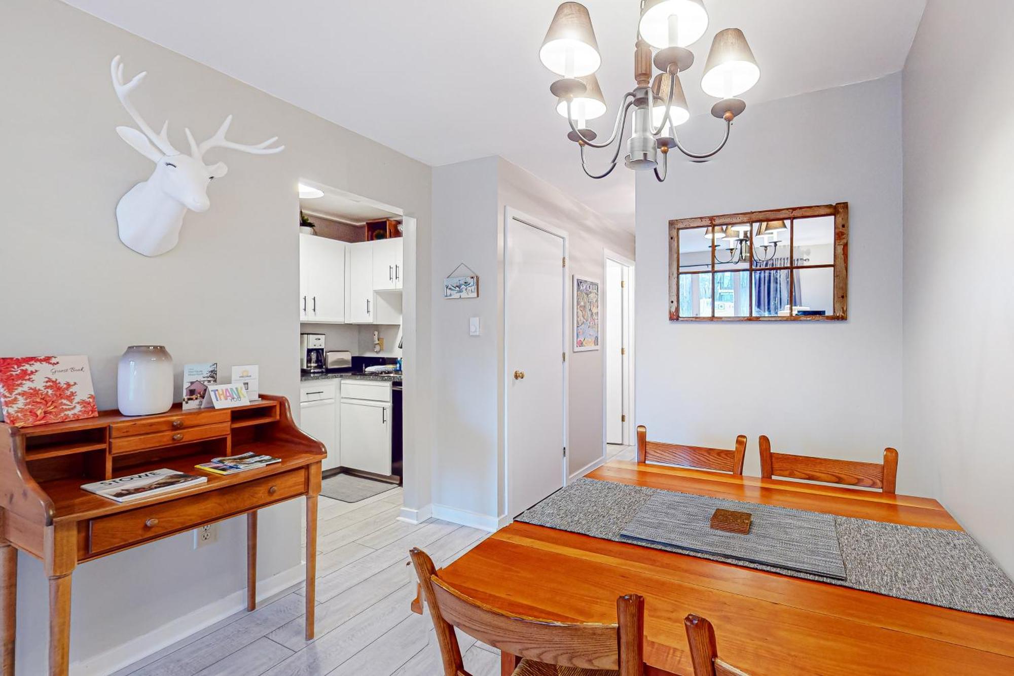 Mountain Breeze Getaway Condos Warren Quarto foto